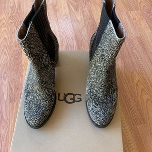 UGG Chelsea Camden Exotic Ankle boot w/  Cow Hair
